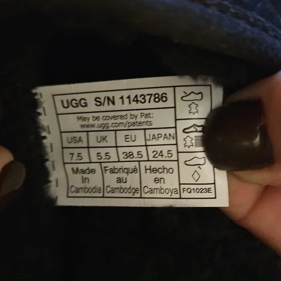 Alameda Mini Boot Uggs - Picture 7 of 8